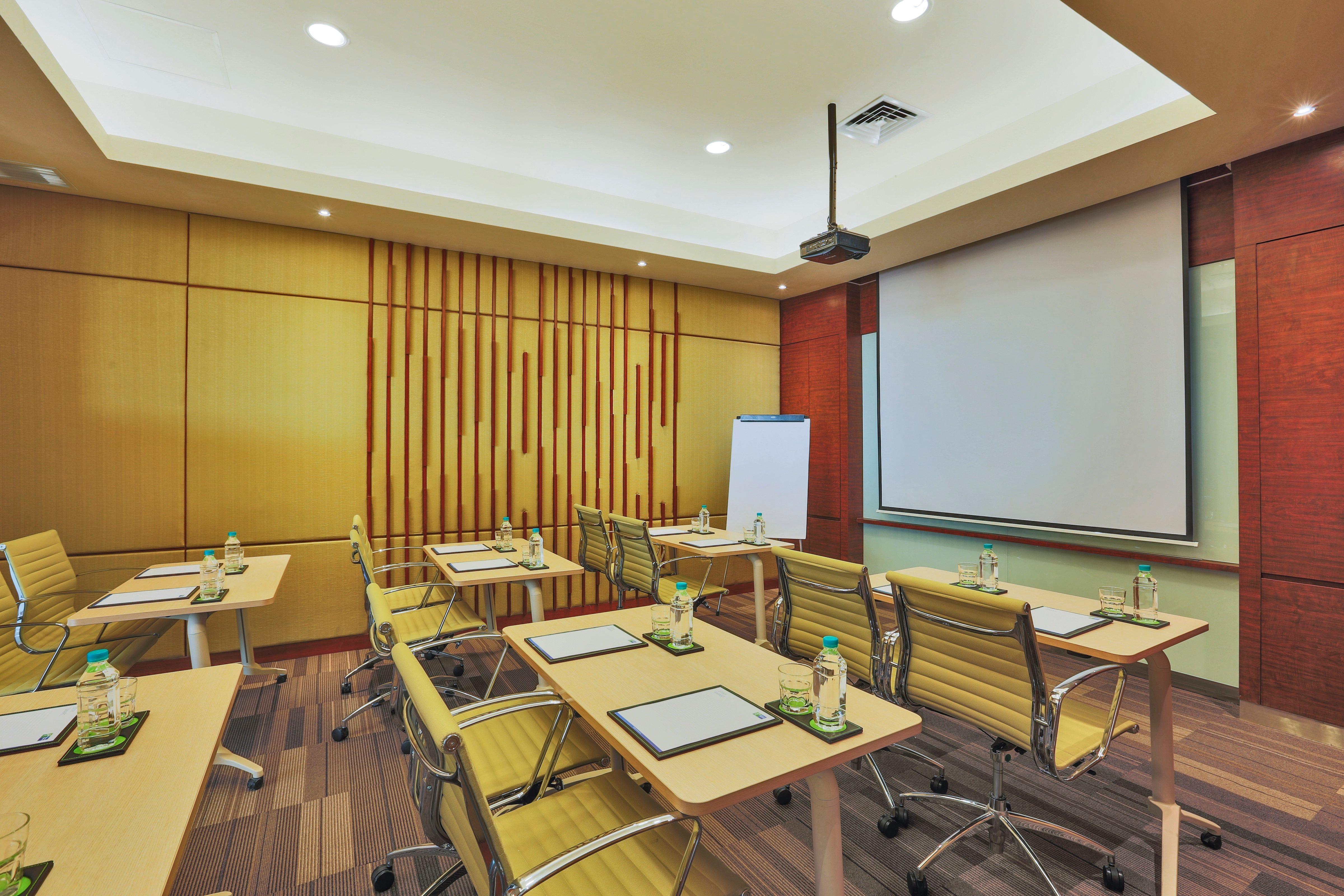 Holiday Inn Express Semarang Simpang Lima By Ihg Exterior foto